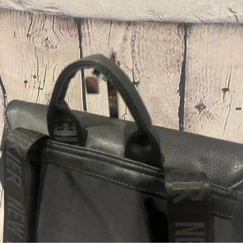 NWOT Botkier New York Black Mini Trigger Backpack - Picture 9 of 14